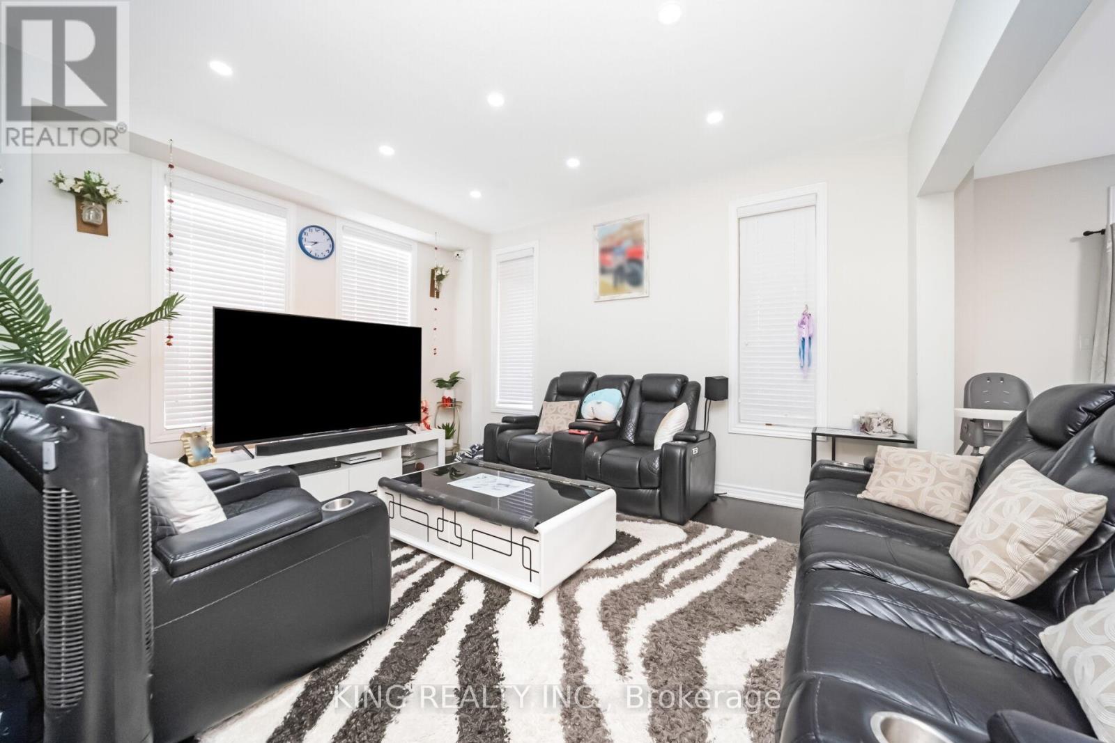 5 Loomis Road, Brampton, Ontario  L7A 4X9 - Photo 7 - W13463768