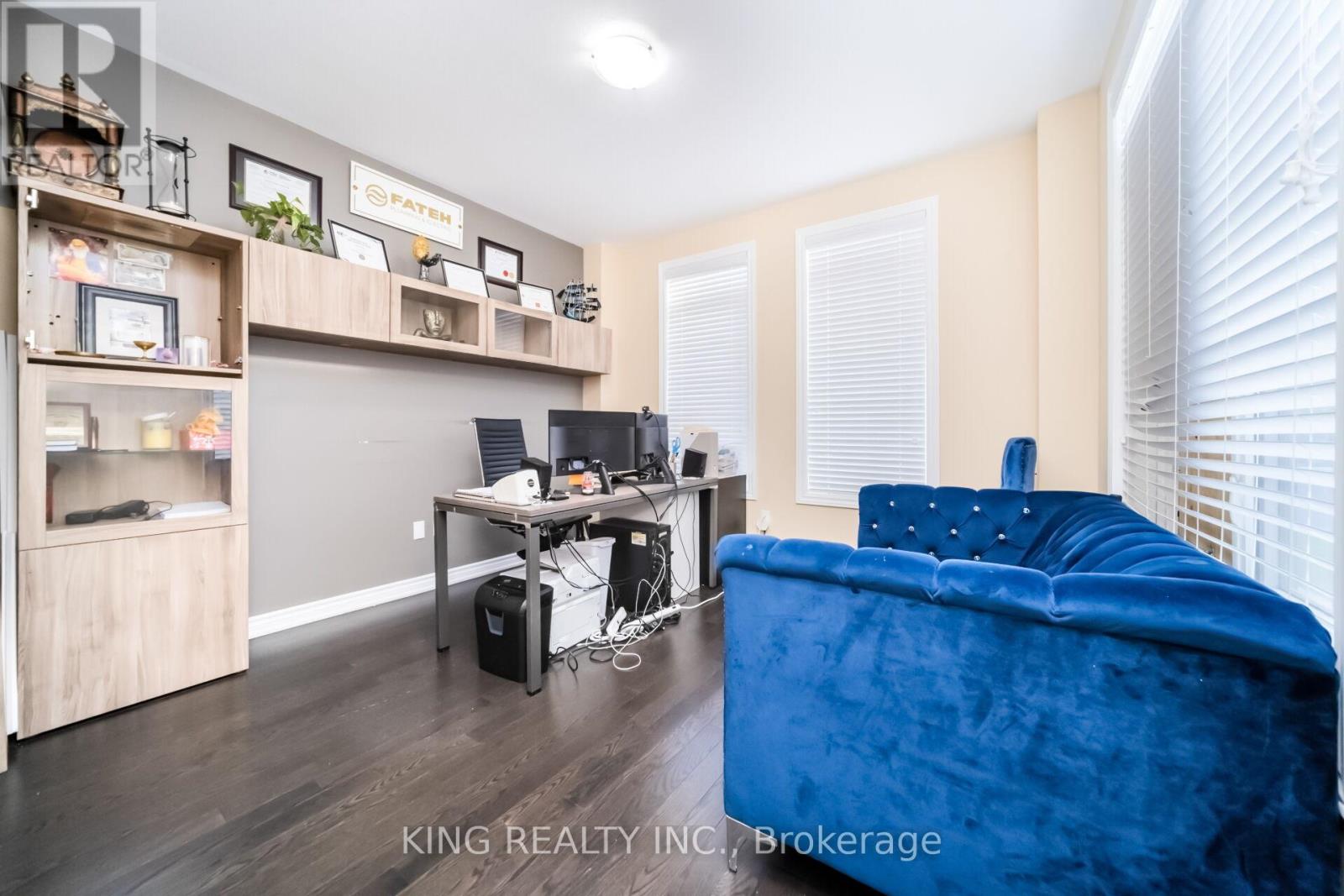 5 Loomis Road, Brampton, Ontario  L7A 4X9 - Photo 8 - W13463768