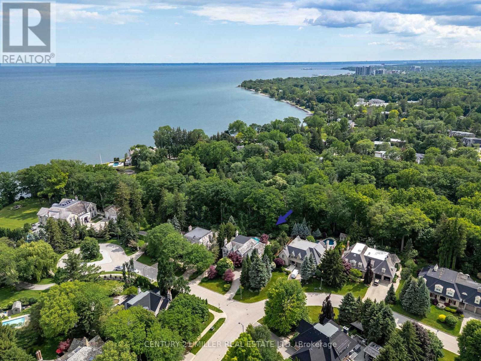 122 Lisonally Court, Oakville, Ontario  L6L 6P2 - Photo 3 - W13463774
