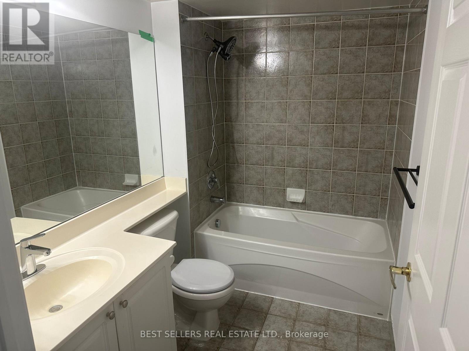 2321 - 25 Kingsbridge Garden Circle, Mississauga, Ontario  L5R 4B1 - Photo 4 - W13463800