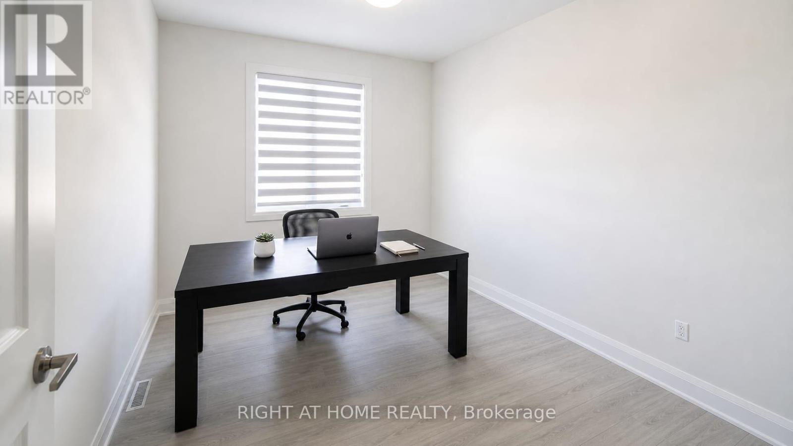 816 Apple Terrace, Milton, Ontario  L9E 2C3 - Photo 11 - W13463842