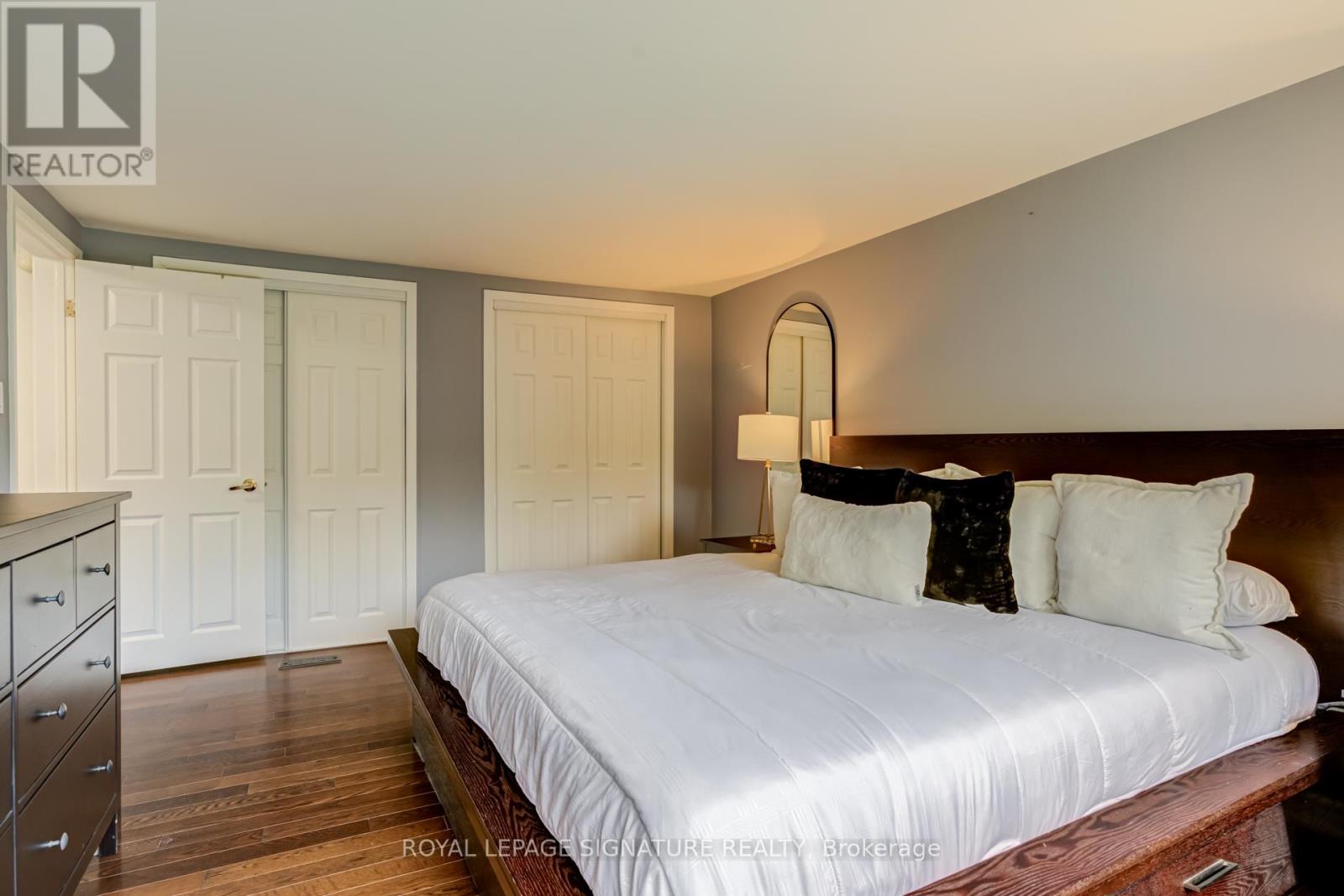 1472 Myron Drive, Mississauga, Ontario L5E 2N6 - Photo 20 - W13463856