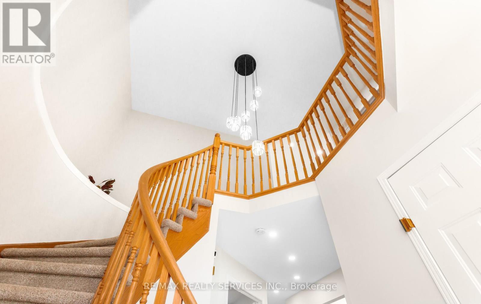 4110 Forest Run Avenue, Burlington, Ontario  L7M 4L7 - Photo 4 - W13463874