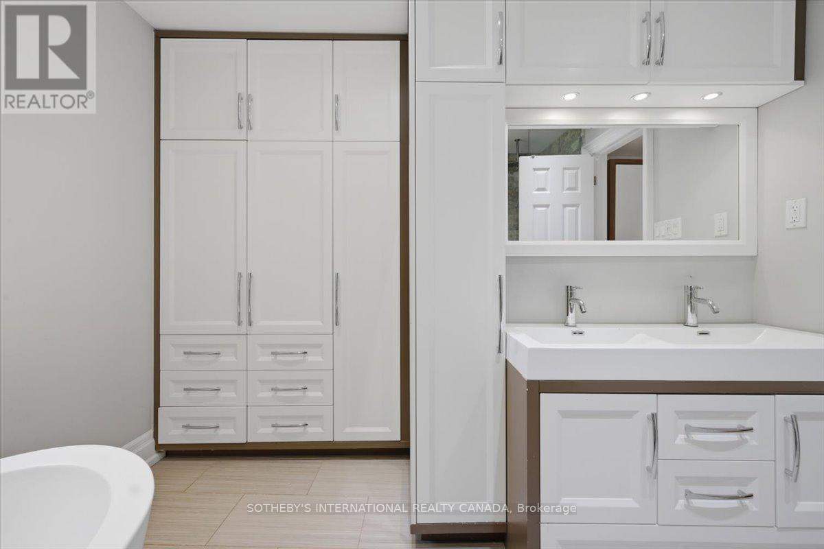 4104 Credit Pointe Drive, Mississauga, Ontario  L5M 3K6 - Photo 21 - W13463912