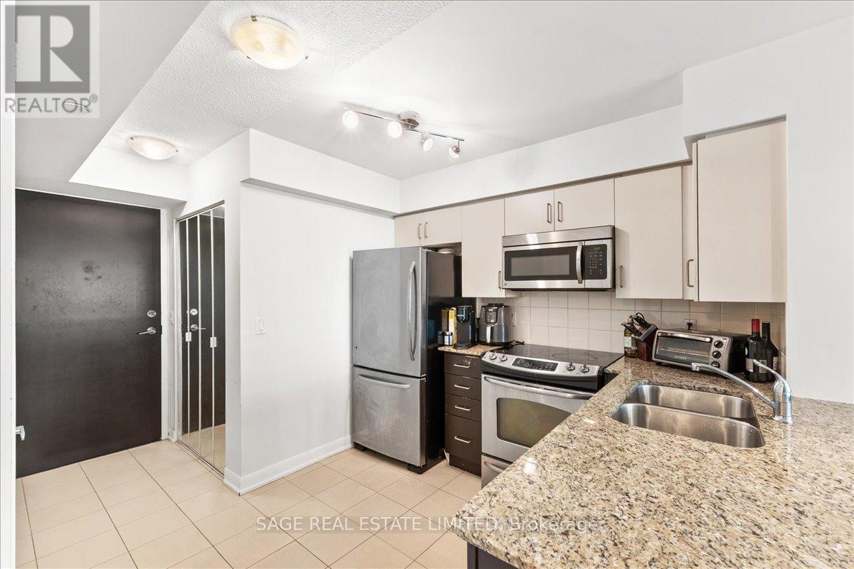 905 - 215 Sherway Gardens Road, Toronto, Ontario  M9C 0A5 - Photo 12 - W13463984