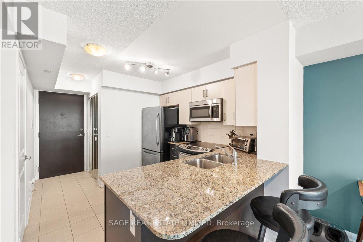 905 - 215 Sherway Gardens Road, Toronto, Ontario  M9C 0A5 - Photo 15 - W13463984