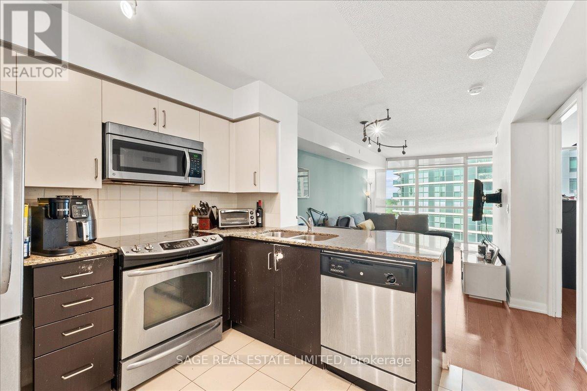 905 - 215 Sherway Gardens Road, Toronto, Ontario  M9C 0A5 - Photo 8 - W13463984