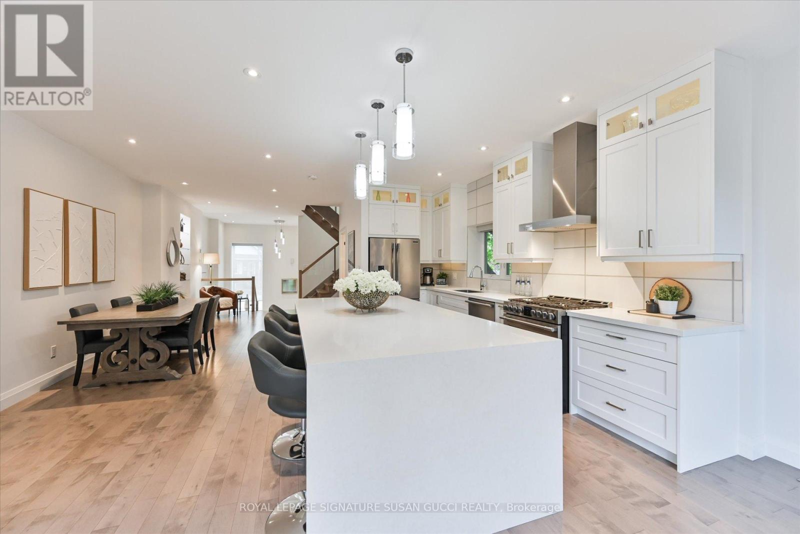475 Donlands Avenue, Toronto, Ontario  M4J 3S4 - Photo 13 - E13458922