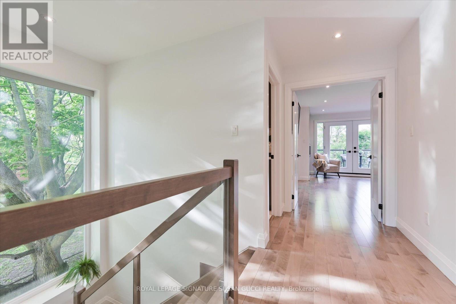 475 Donlands Avenue, Toronto, Ontario  M4J 3S4 - Photo 19 - E13458922