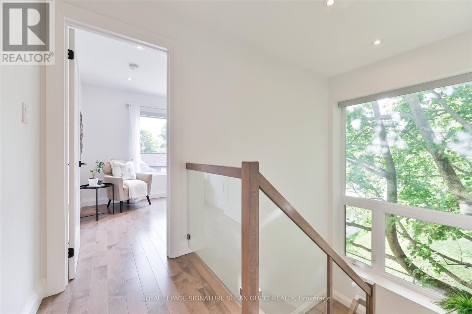 475 Donlands Avenue, Toronto, Ontario  M4J 3S4 - Photo 18 - E13458922