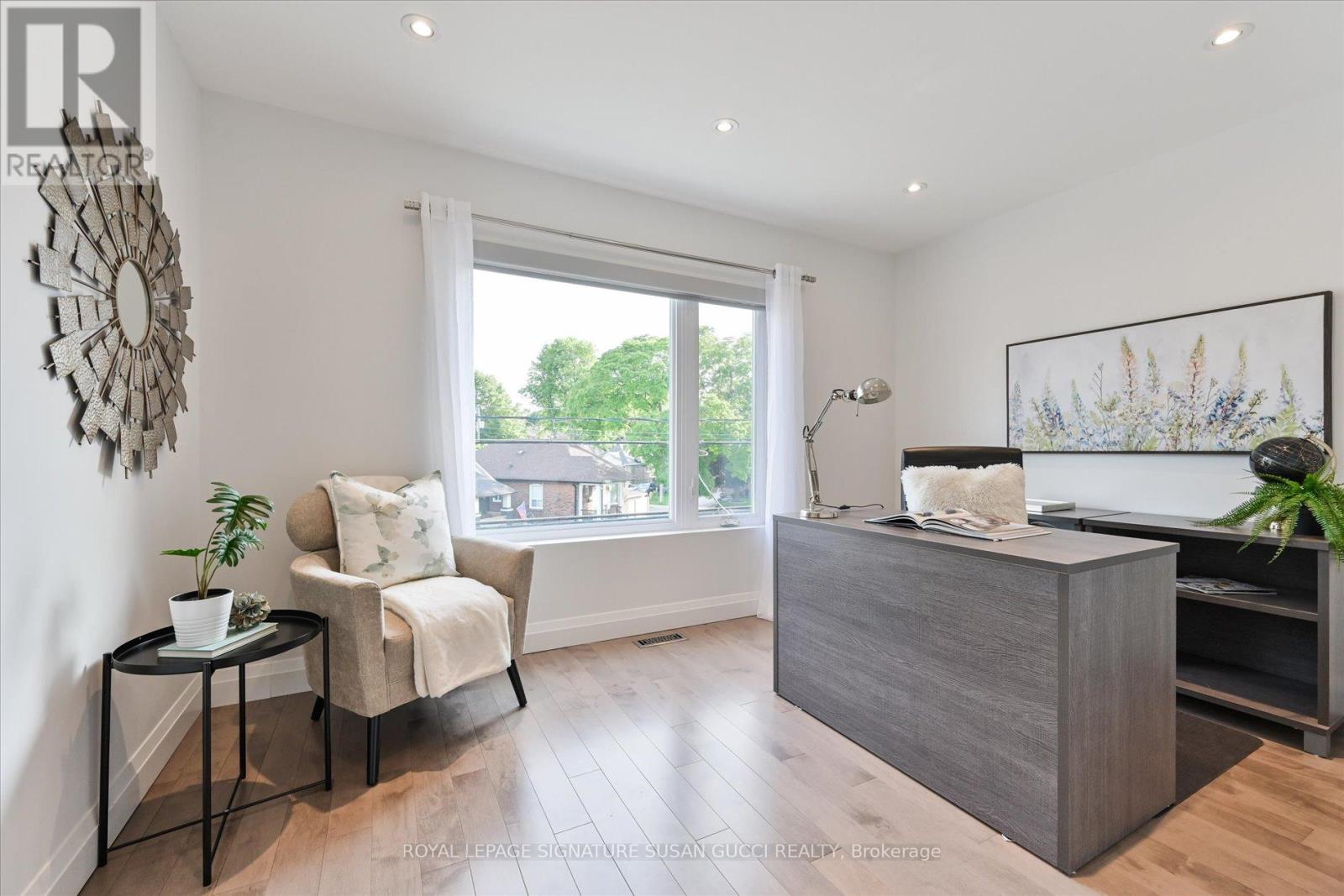 475 Donlands Avenue, Toronto, Ontario  M4J 3S4 - Photo 27 - E13458922