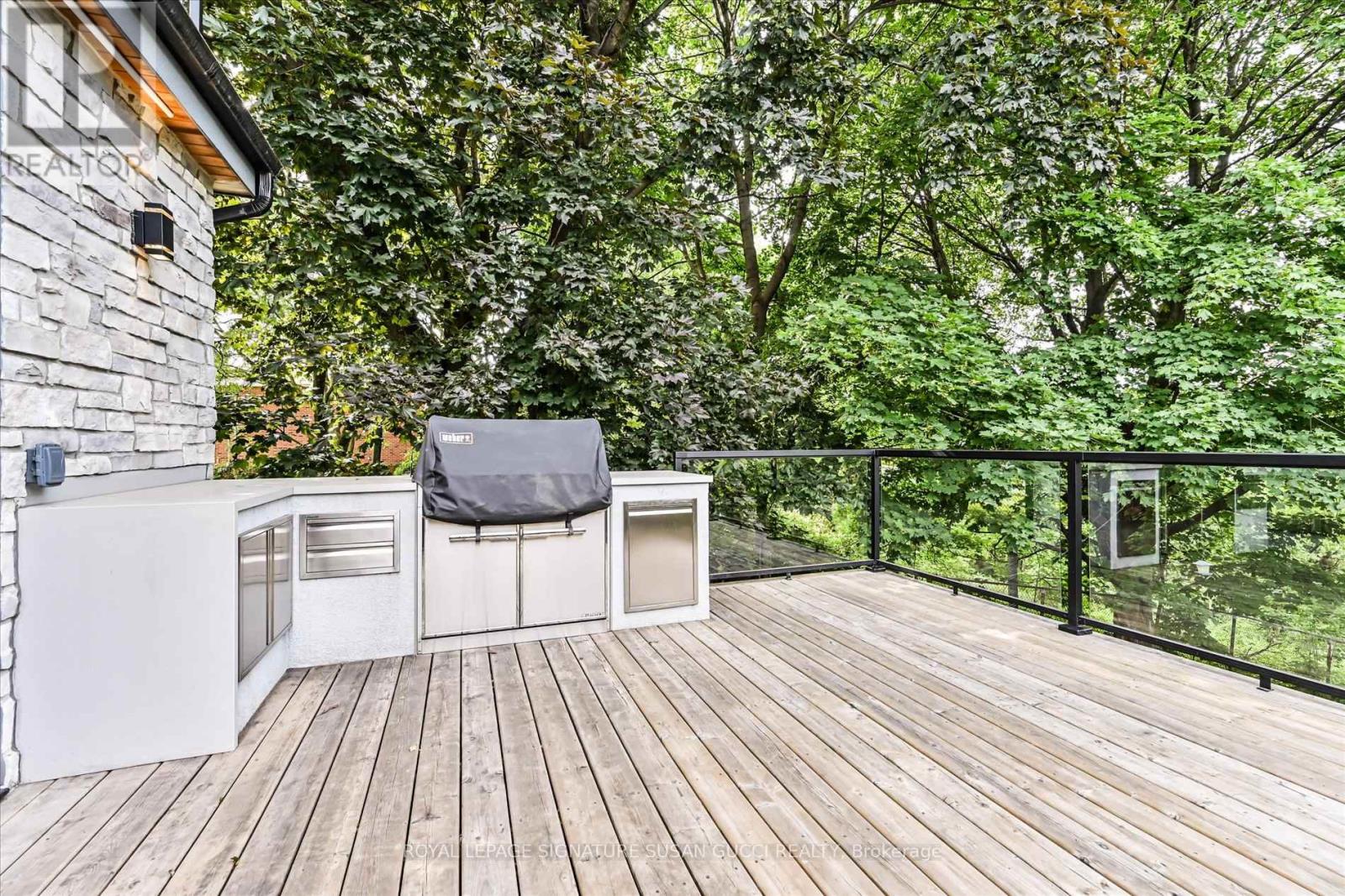 475 Donlands Avenue, Toronto, Ontario  M4J 3S4 - Photo 34 - E13458922