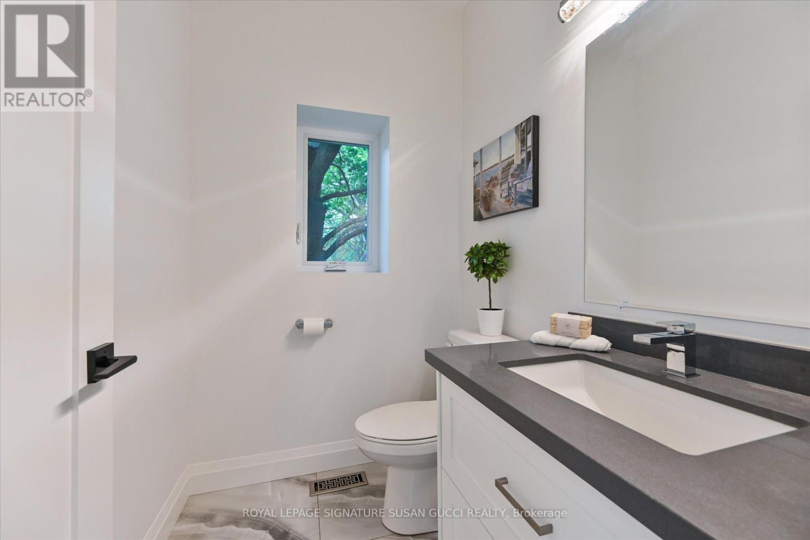 475 Donlands Avenue, Toronto, Ontario  M4J 3S4 - Photo 16 - E13458922