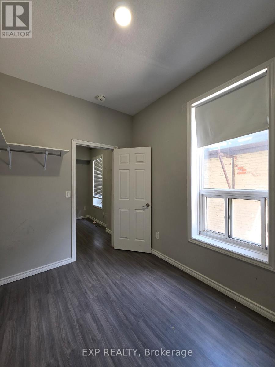 3 - 70 Victoria Street S, Hamilton, Ontario  L8N 2S7 - Photo 4 - X13463808