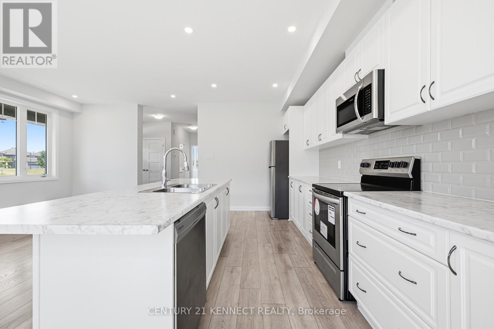 1001 Ballyhale Heights, Ottawa, Ontario  K2J 6Y6 - Photo 11 - X13463932