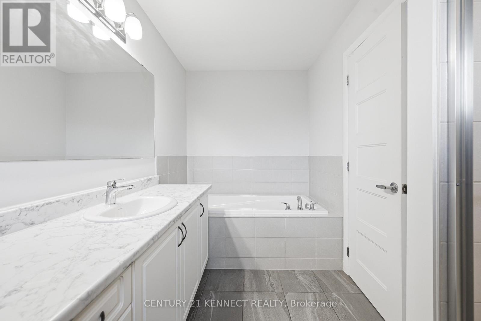 1001 Ballyhale Heights, Ottawa, Ontario  K2J 6Y6 - Photo 25 - X13463932