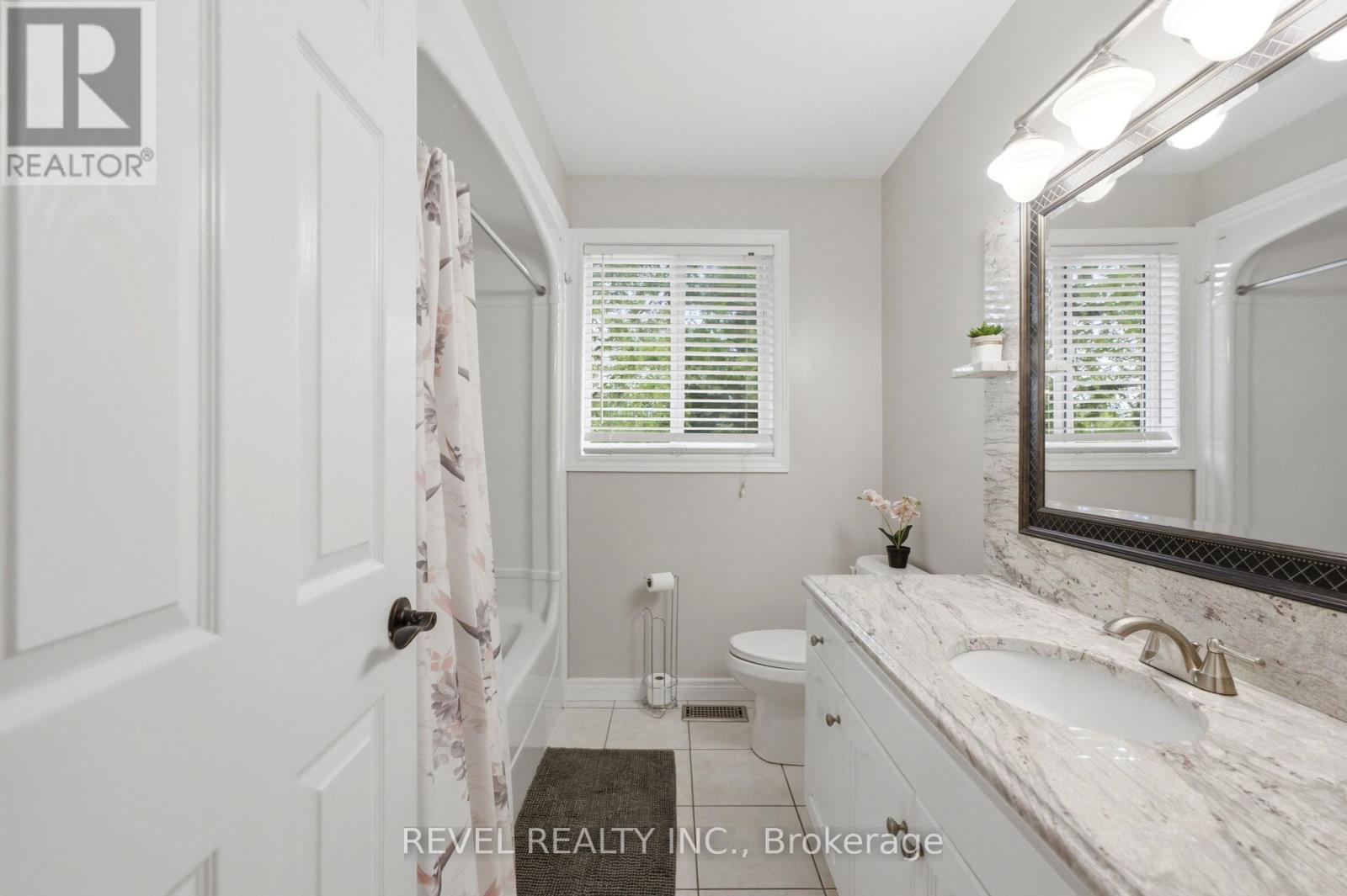 11 Maynard Street, Hamilton, Ontario  L9B 1A9 - Photo 28 - X13463968