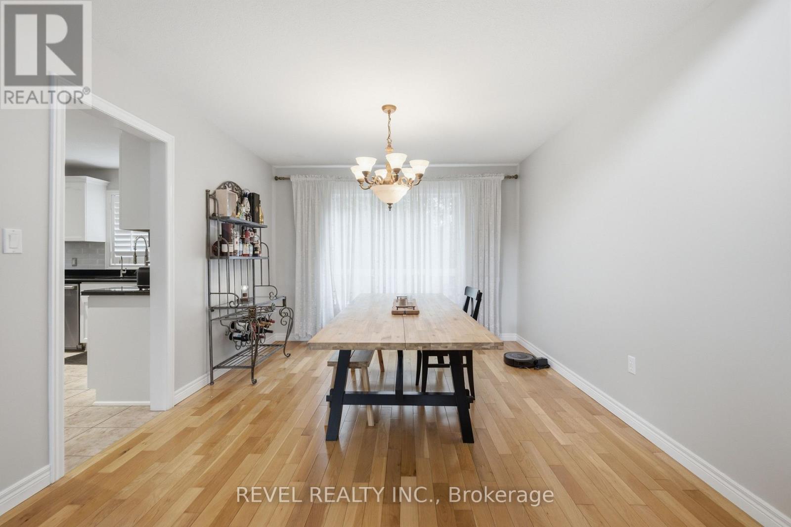 11 Maynard Street, Hamilton, Ontario  L9B 1A9 - Photo 6 - X13463968