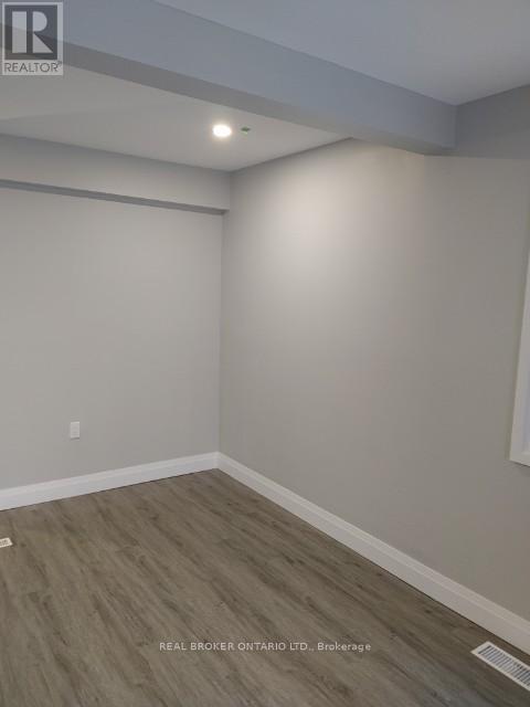 1 - 131 Bell Avenue, Hamilton, Ontario  L8K 3E5 - Photo 11 - X13463980