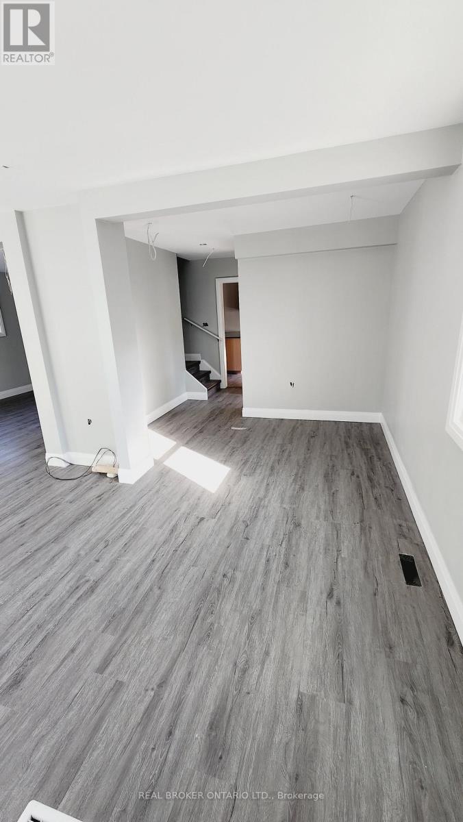 1 - 131 Bell Avenue, Hamilton, Ontario  L8K 3E5 - Photo 22 - X13463980