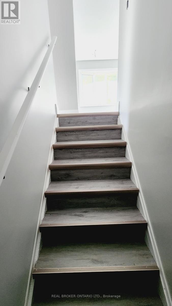 1 - 131 Bell Avenue, Hamilton, Ontario  L8K 3E5 - Photo 23 - X13463980