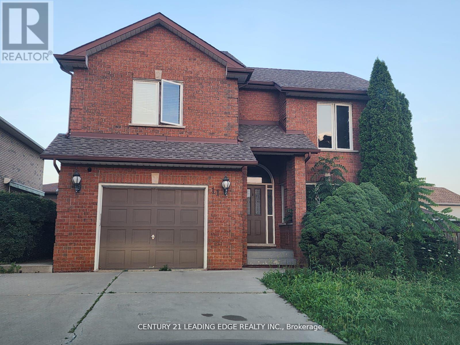 11 WESTLAWN DRIVE, Hamilton, Ontario