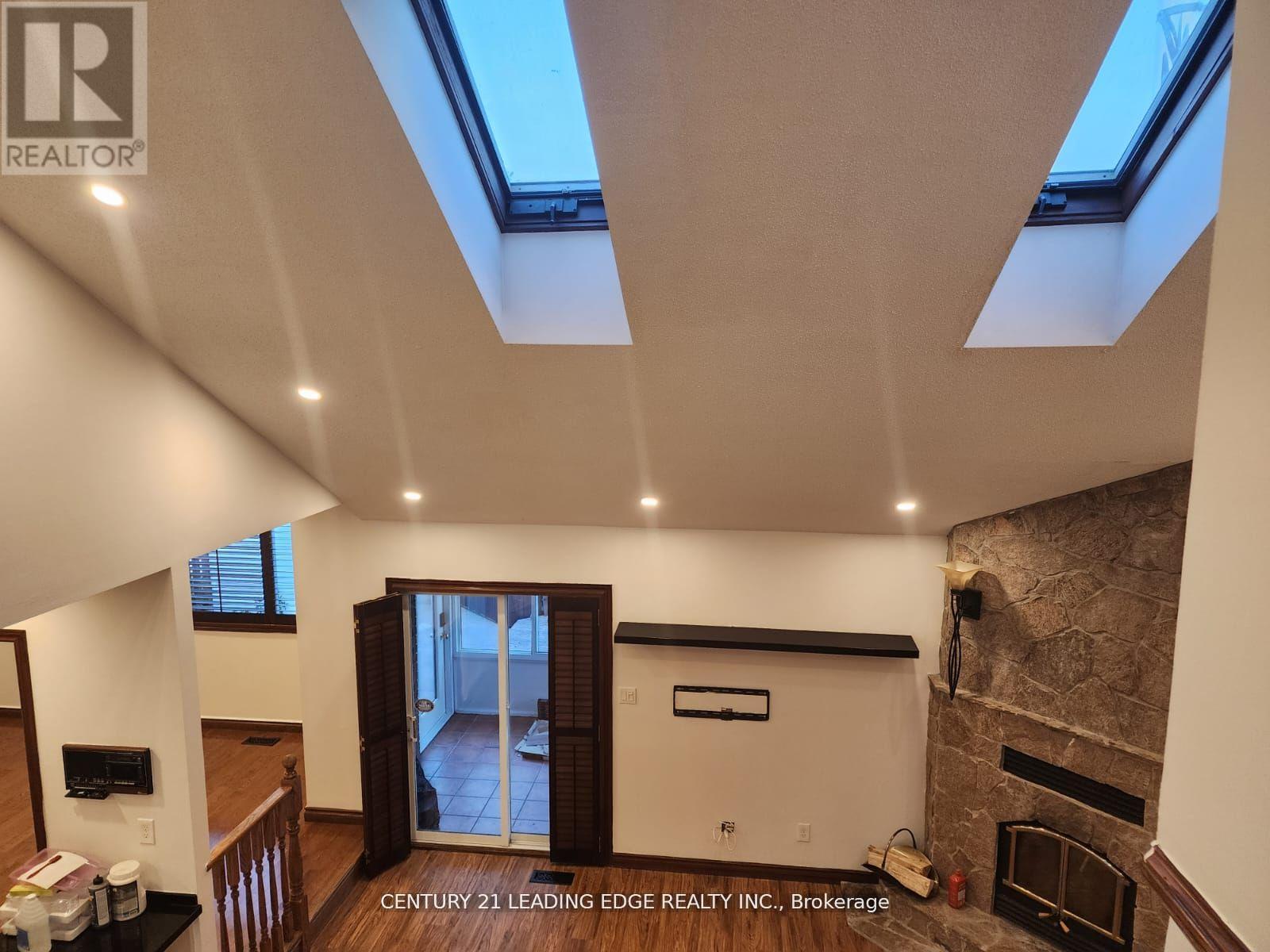 11 Westlawn Drive, Hamilton, Ontario  L9B 2J4 - Photo 10 - X13463988