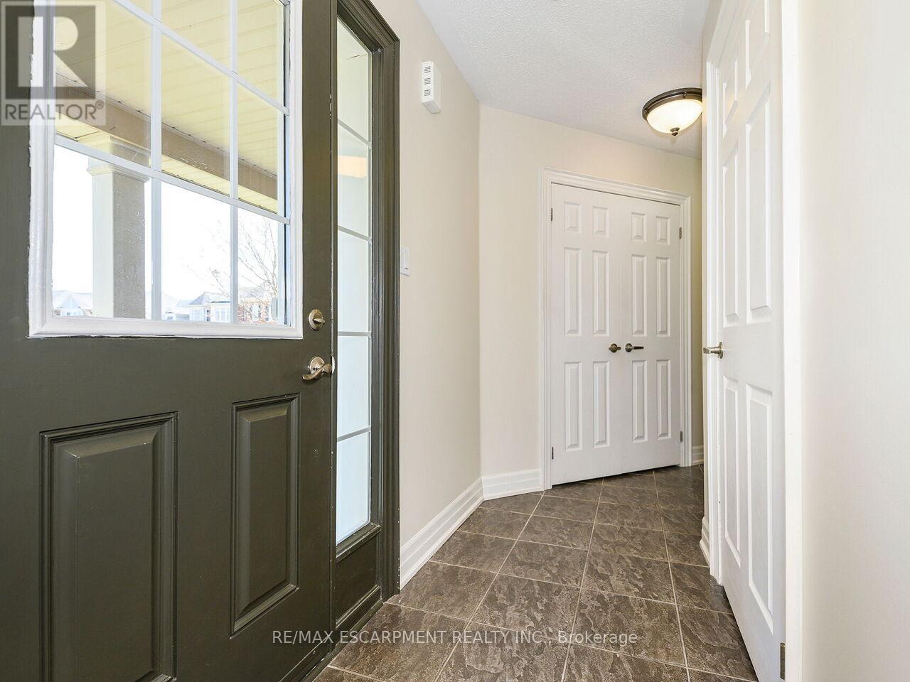 656 Frank Place, Milton, Ontario L9T 0P8 - Photo 10 - W13037836