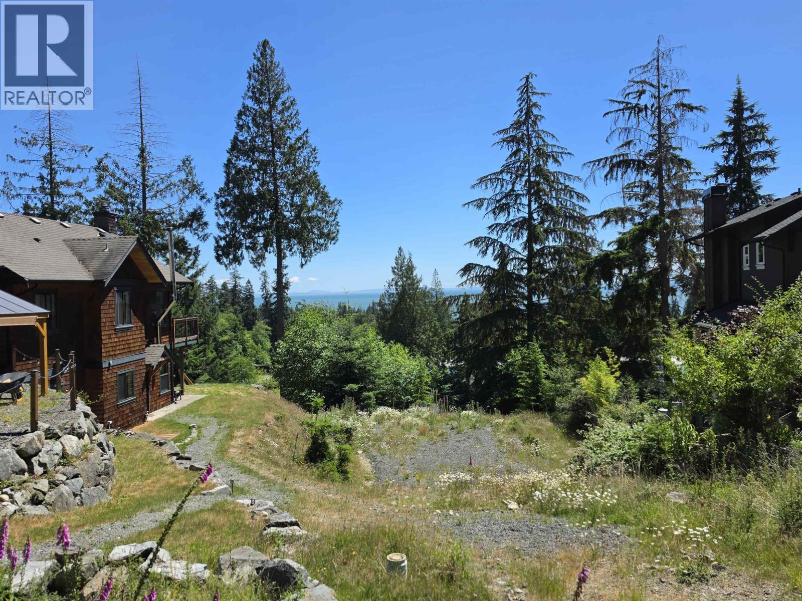 931 FAIRWAY LANE