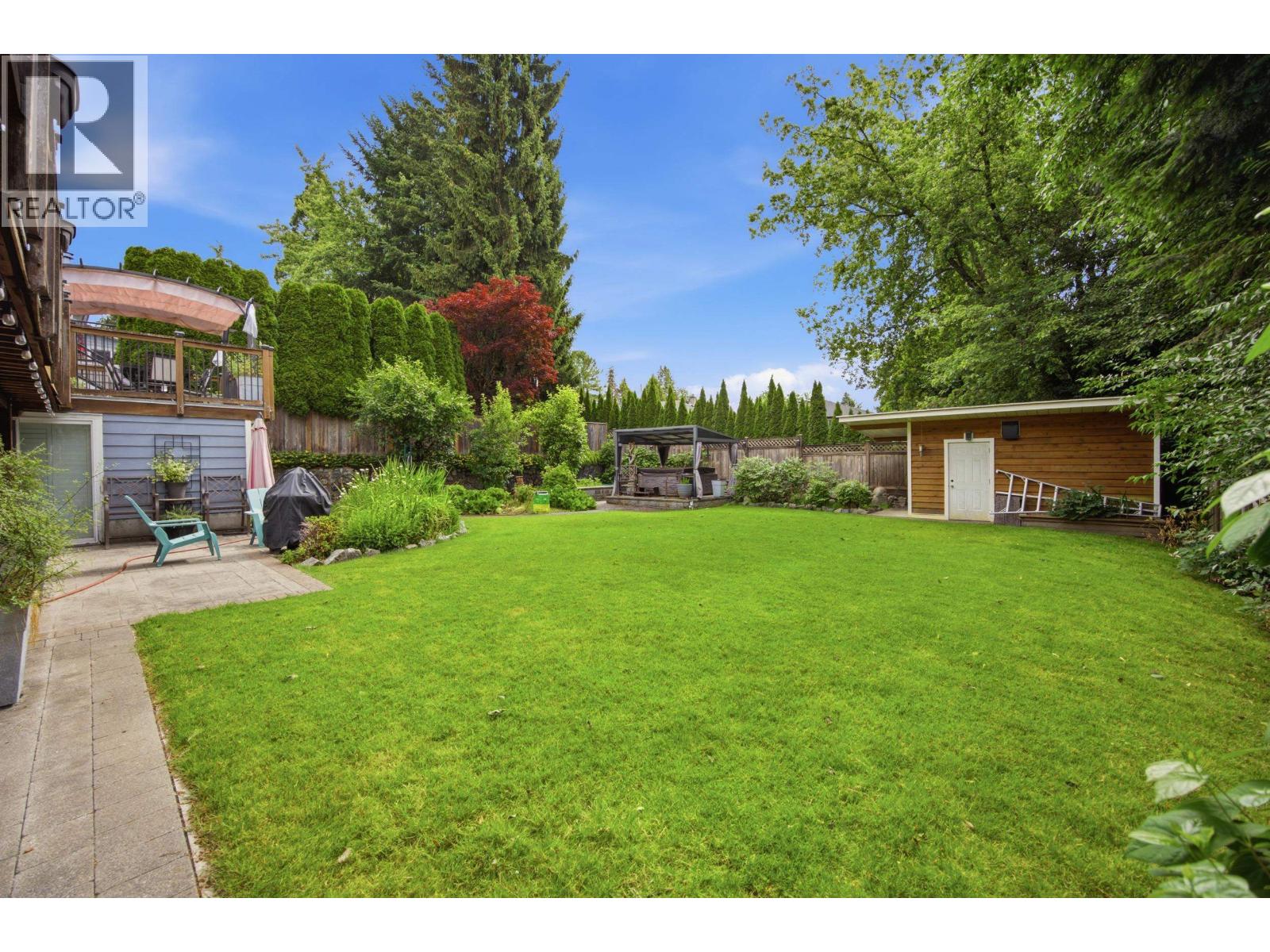 944 Tollcross Road, North Vancouver, British Columbia  V7H 2G2 - Photo 33 - R3137396
