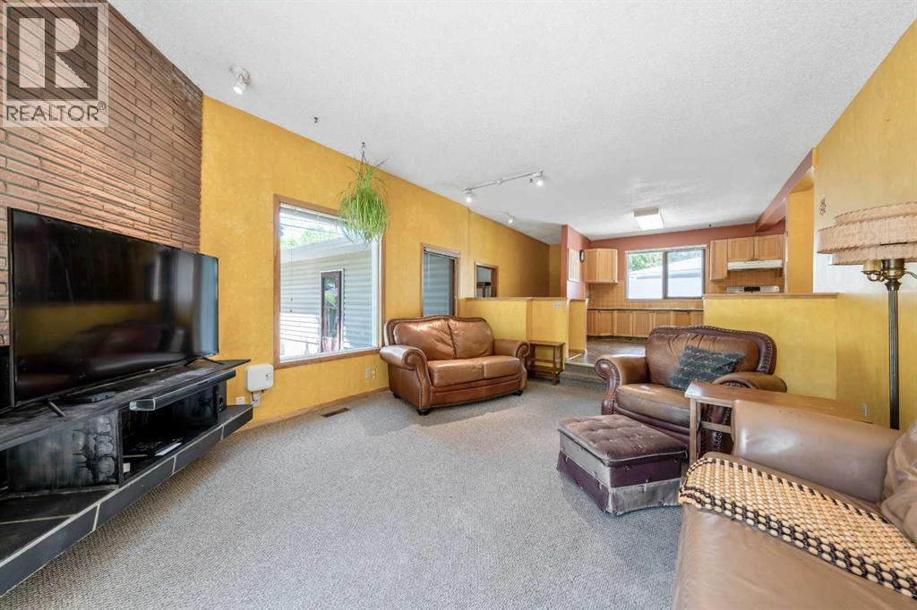 1811 Canberra Road Nw, Calgary, Alberta  T2L 0S3 - Photo 15 - A2321758