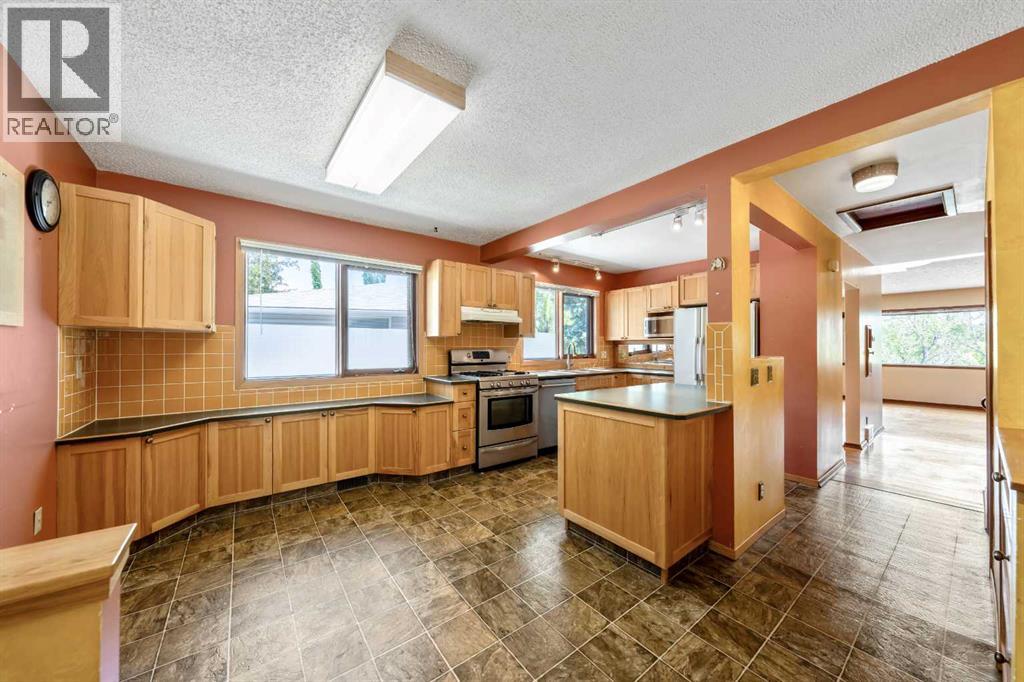 1811 Canberra Road Nw, Calgary, Alberta  T2L 0S3 - Photo 8 - A2321758