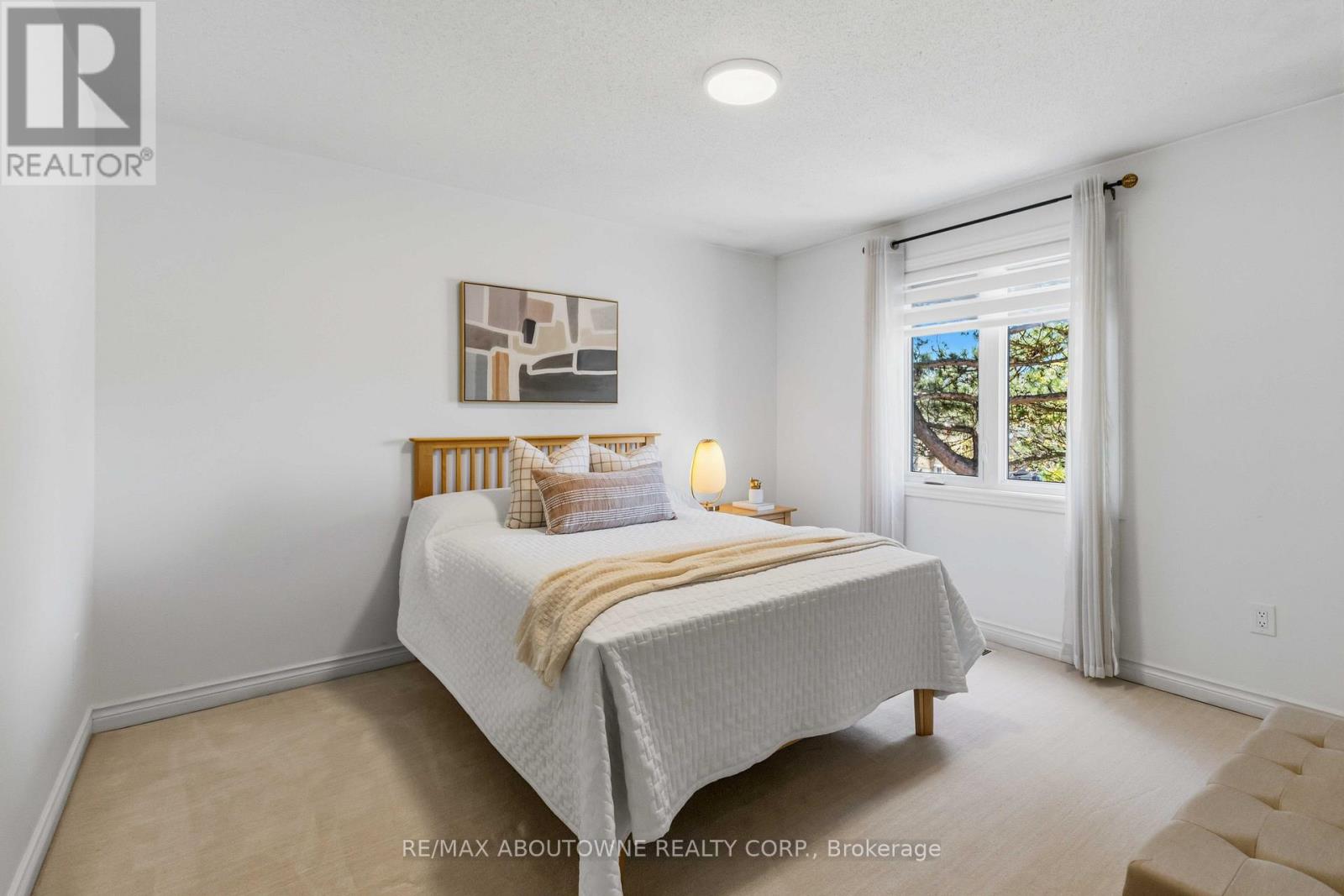 4330 Spinningdale Court, Mississauga, Ontario  L5M 3J8 - Photo 29 - W13233324