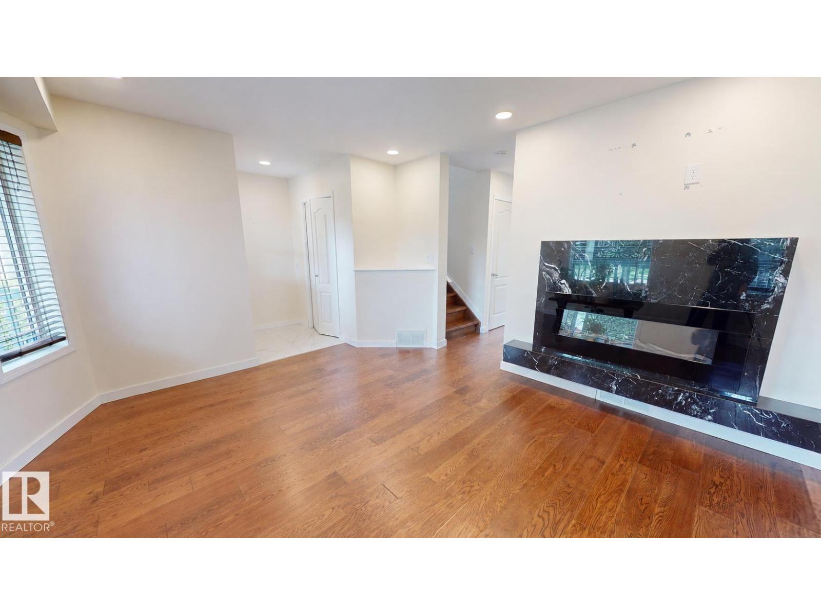 4756 156 Av Nw, Edmonton, Alberta  T5Y 0B5 - Photo 3 - E4494459