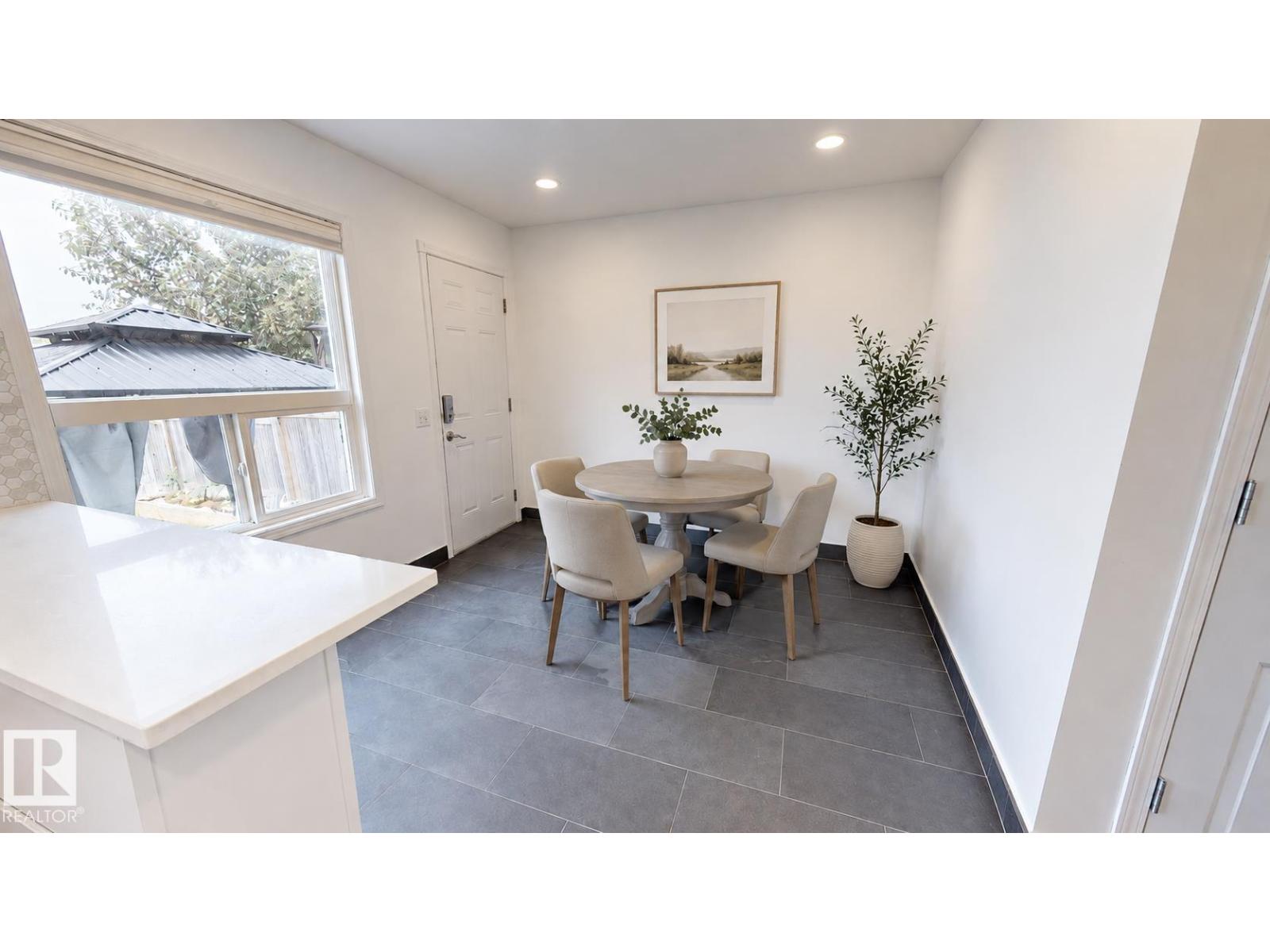 4756 156 Av Nw, Edmonton, Alberta  T5Y 0B5 - Photo 4 - E4494459