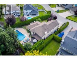 492 Carona Crescent, Kelowna, British Columbia  V1W 3C6 - Photo 3 - 10391556