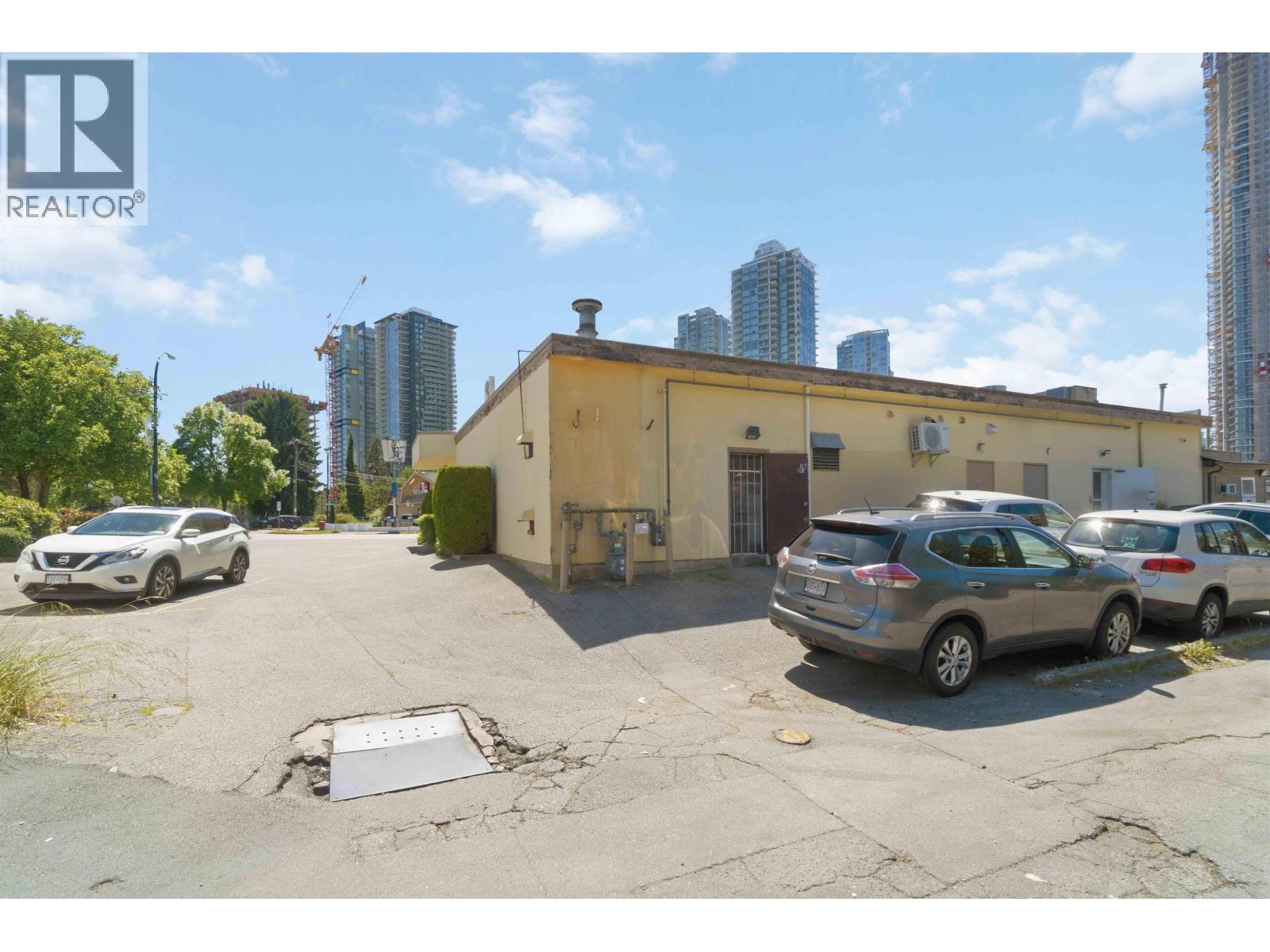 Listing image 13
