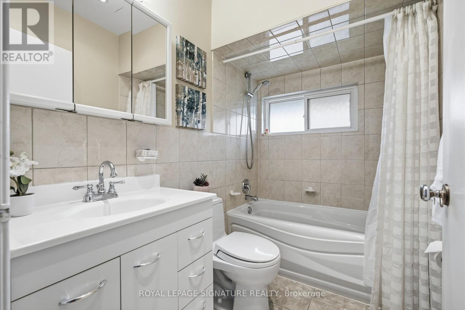 115 Southill Drive, Toronto, Ontario M3C 2H9 - Photo 23 - C13462612