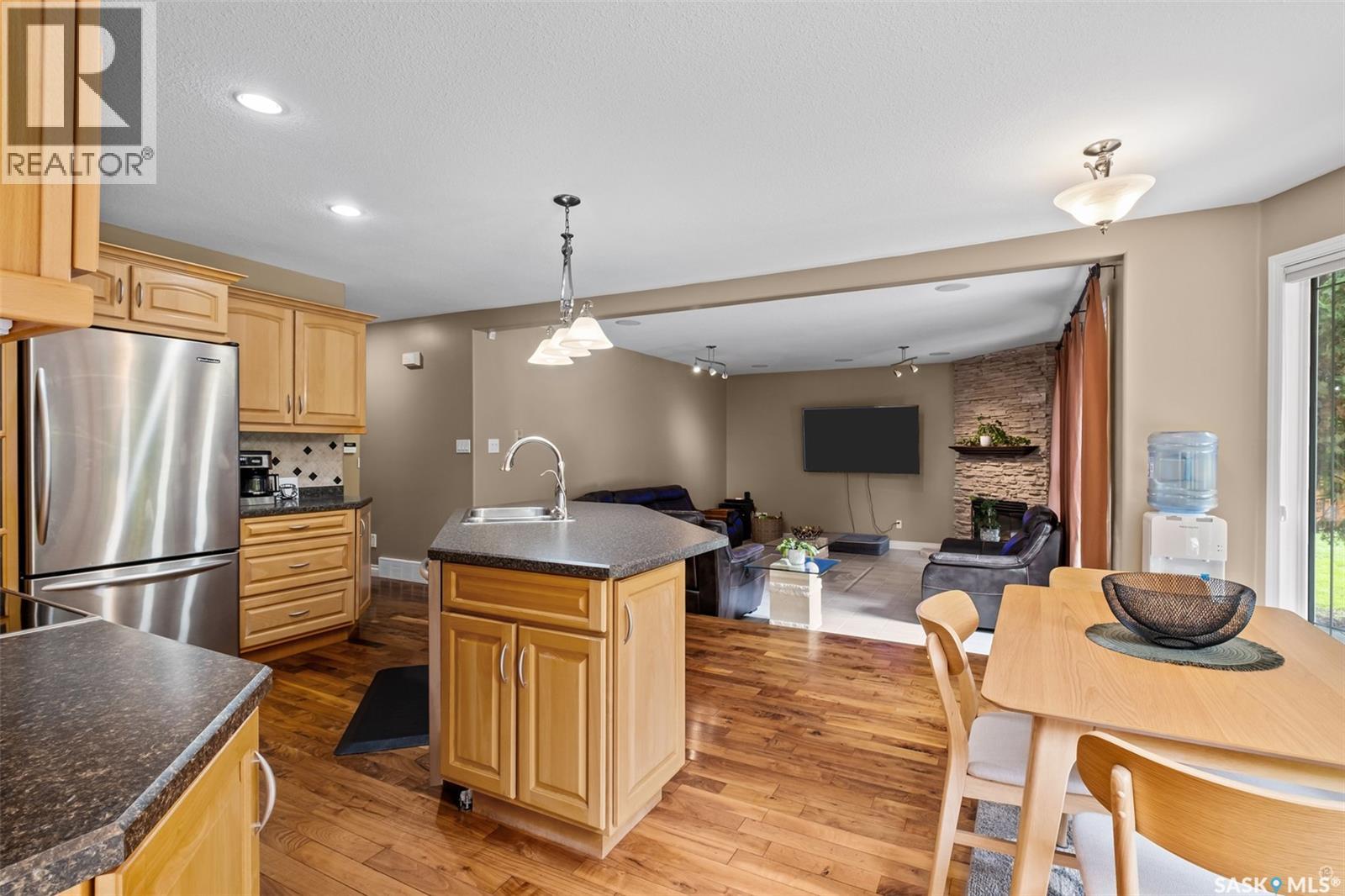 1293 Amos Place, Prince Albert, Saskatchewan  S6V 7A5 - Photo 8 - SK039922