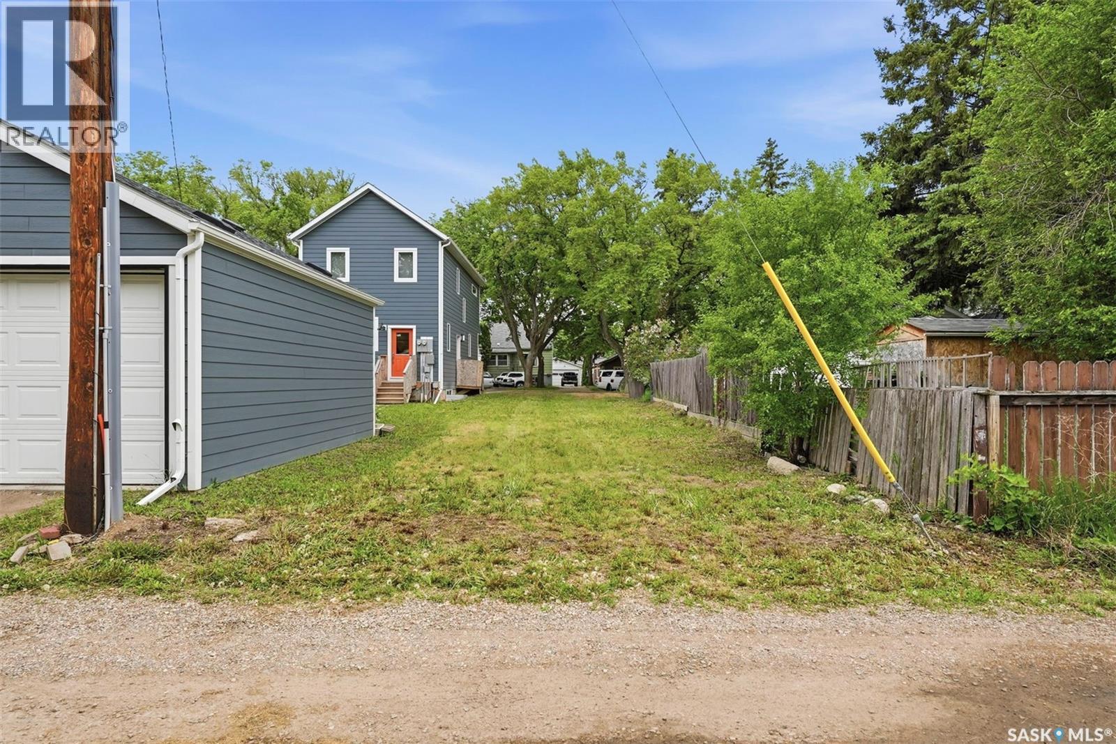 233 1st Street E, Saskatoon, Saskatchewan S7H 1R8 - Photo 5 - SK039500