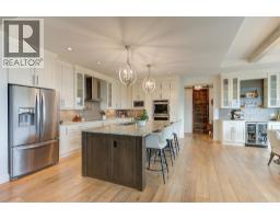 738 Highpointe Drive, Kelowna, British Columbia  V1V 2Y1 - Photo 11 - 10365685
