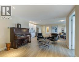 738 Highpointe Drive, Kelowna, British Columbia  V1V 2Y1 - Photo 46 - 10365685