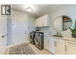 738 Highpointe Drive, Kelowna, British Columbia  V1V 2Y1 - Photo 28 - 10365685