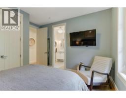 738 Highpointe Drive, Kelowna, British Columbia  V1V 2Y1 - Photo 37 - 10365685