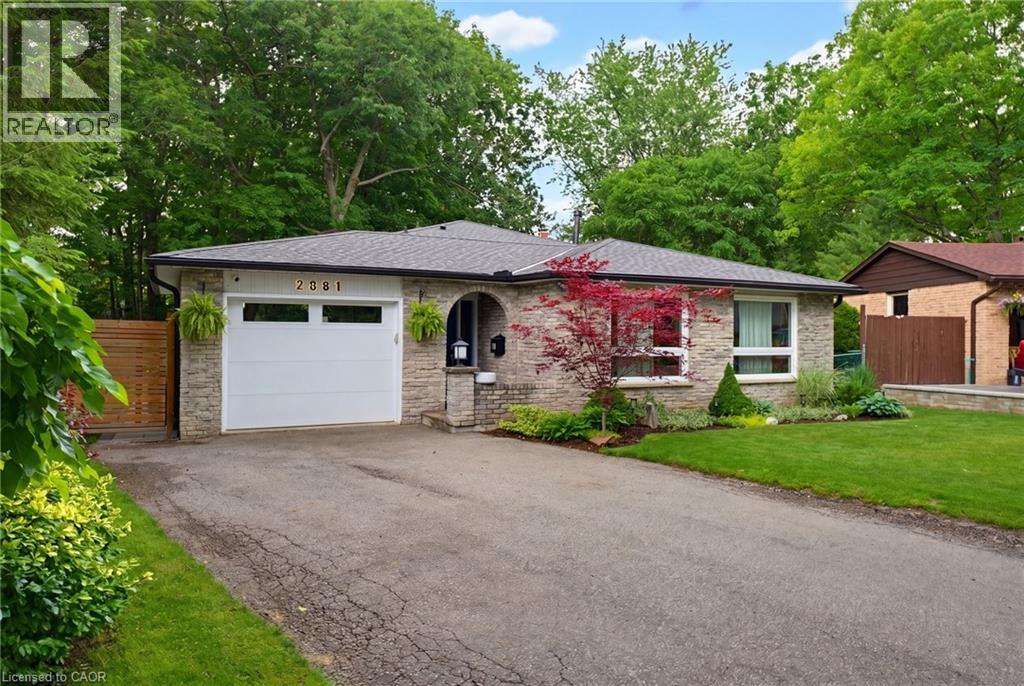 2381 Peart Court, Burlington, Ontario  L7P 2V5 - Photo 2 - 40839664