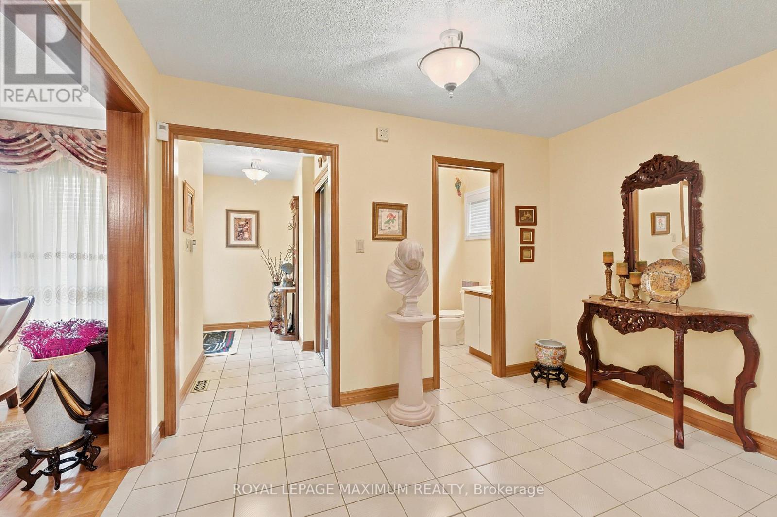 21 Diamond Street, Vaughan, Ontario  L4L 6H7 - Photo 5 - N13464084