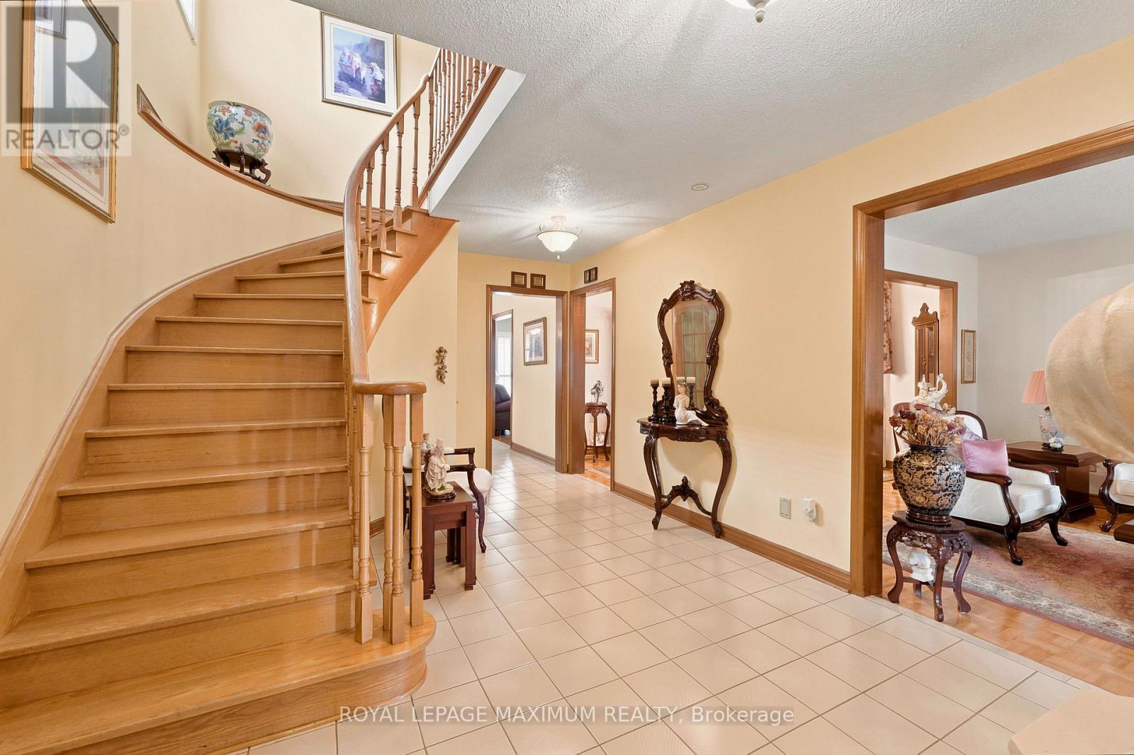 21 Diamond Street, Vaughan, Ontario  L4L 6H7 - Photo 6 - N13464084