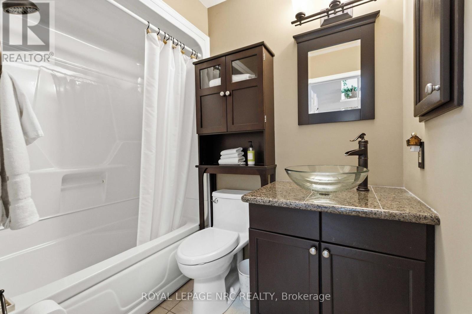 4122 Hazelnut Court, Lincoln, Ontario  L0R 2C0 - Photo 26 - X13464352