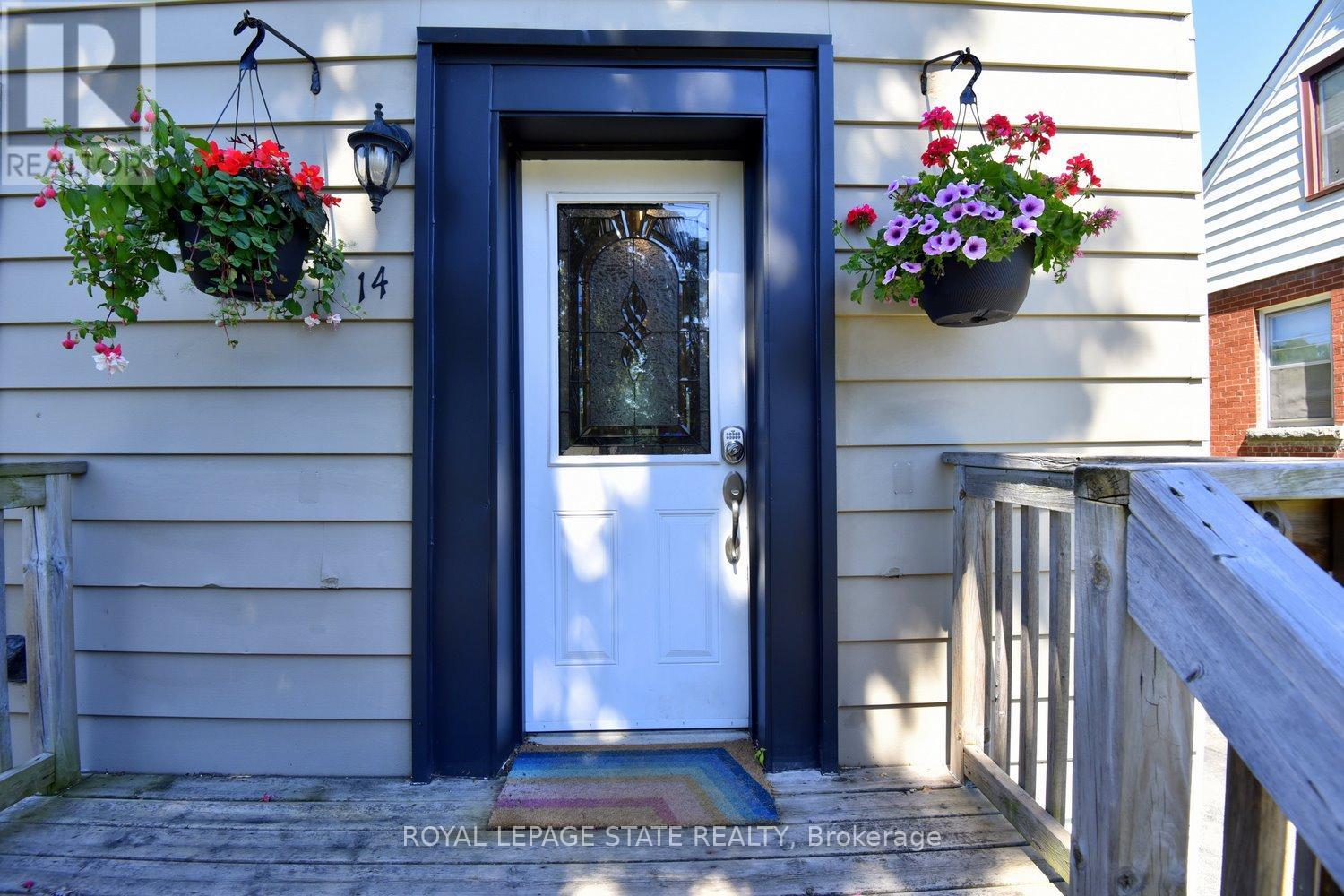 14 Lydia Street, Hamilton, Ontario  L8K 3B9 - Photo 3 - X13247098