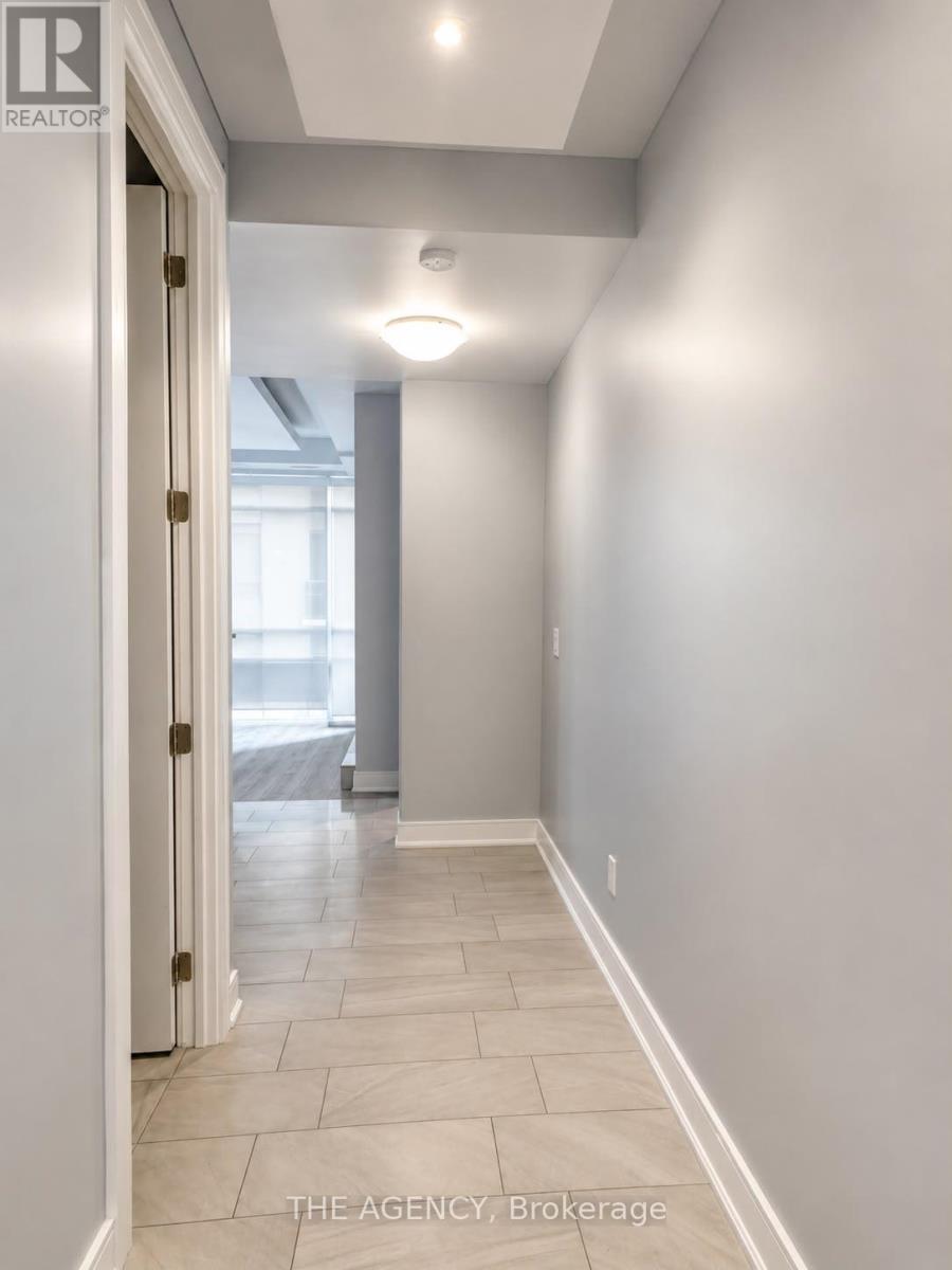 715 - 150 Main Street W, Hamilton, Ontario  L8P 1H8 - Photo 3 - X13463608